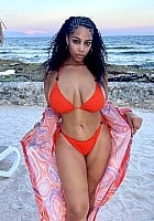 Roslyn Caballero